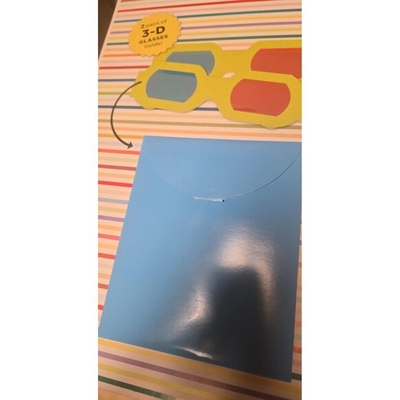 Eye-Popping 3-D Pets Phantogram Animal You Can Practically Pet Like New Hardback - Picture 2 of 6